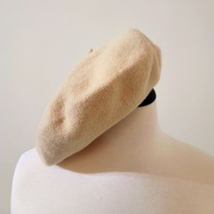 ❌️SOLD❌️ Cute & Simple Beige Beret ❤️